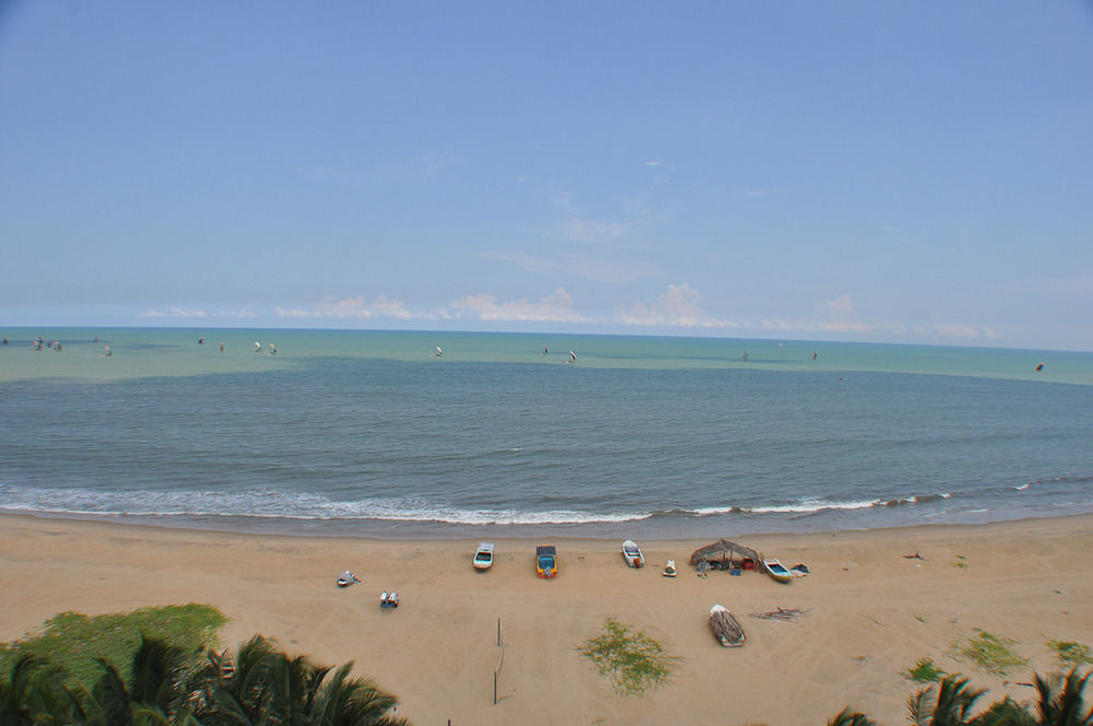 Beacon Beach Hotel Negombo Extérieur photo